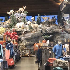 Cabela's woodbury minnesota - Mar 11, 2024 · 210 Demers Ave NW in East Grand Forks, MN. 8400 Hudson Road in Woodbury, MN. 3900 Cabela Drive in Owatonna, MN. Get our free mobile app. The Owatonna store, which was built in 1997, sits on a 25-acre lot and is quite massive, measuring 280,500 square feet. It was just sold for $22 million. 